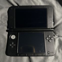 Nintendo 3DS XL Red
