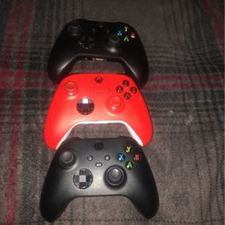 Xbox One Controllers $ 30$