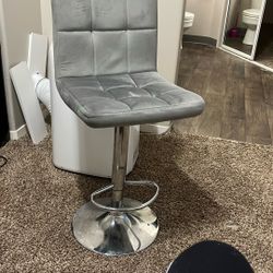 Free Bar Stool 