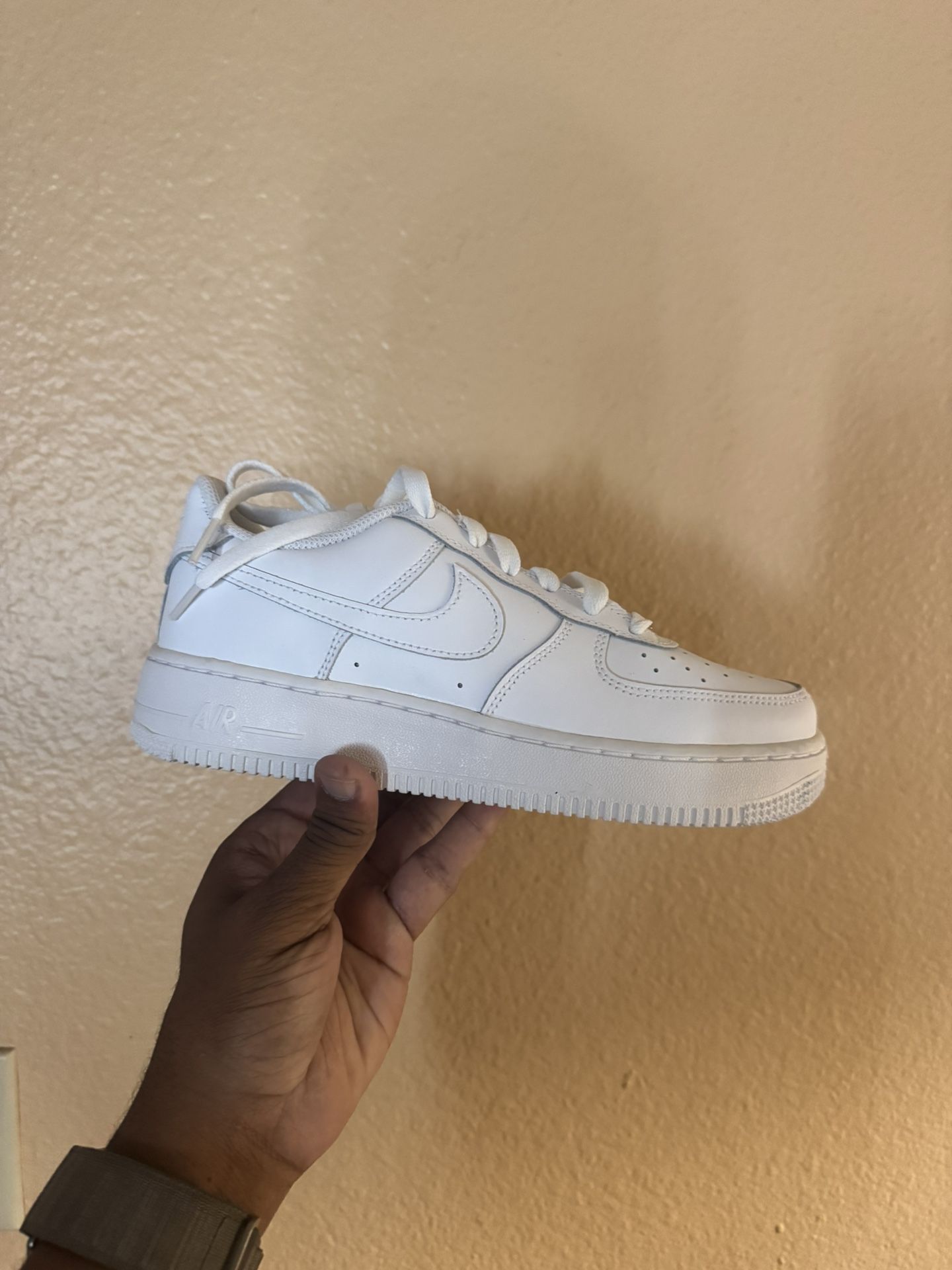 Nike Air Force 1 Grade School Sizes 6y, 6.5y And 7y