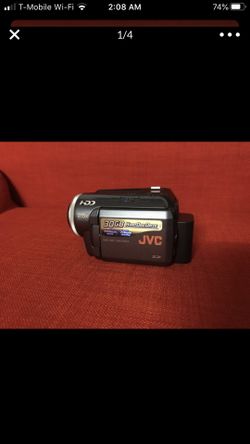 JVC- Everio GZ-MG30. Video Cam