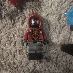 Set 76171 miles Morales mech armor