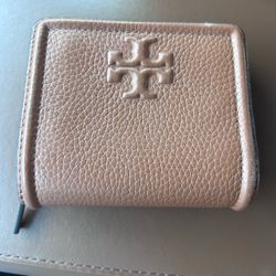 Tory Burch wallet