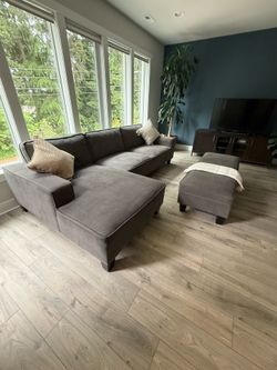 Large Gray Sectional Sofa + Matching Ottoman
