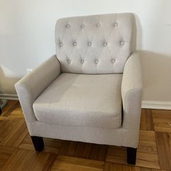 Tufted Linen Accent Chair