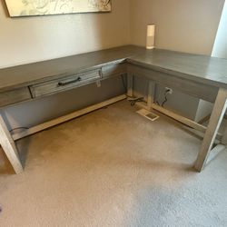 Desk With Standing Option And USB