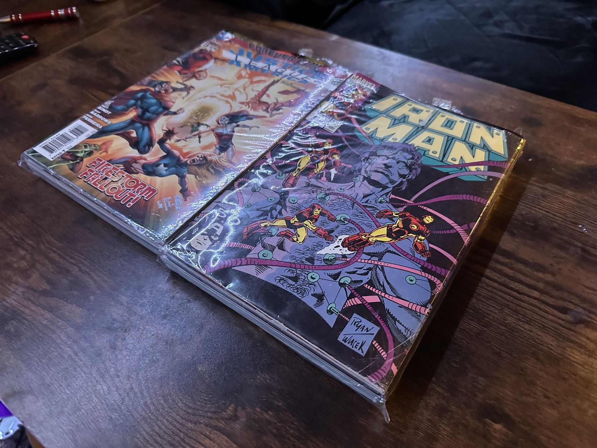30 Random Dc And Marvel Comics