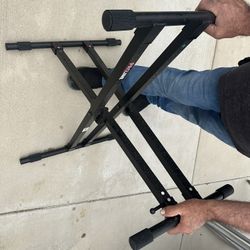 Case/Keyboard Stand Double X