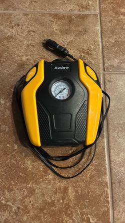 Portable Air Compressor With Light 150psi