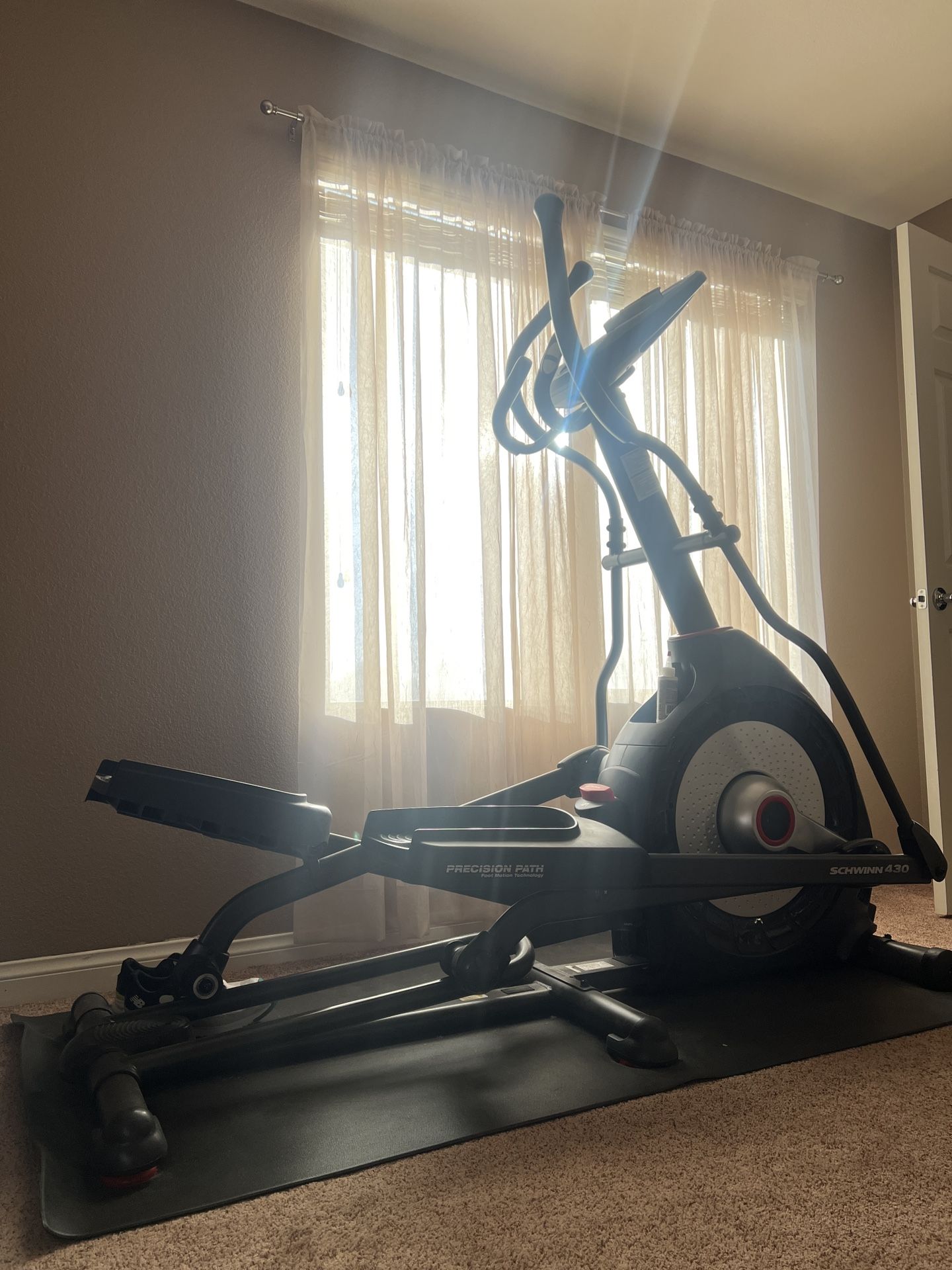 Schwinn 430 Elliptical