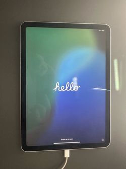 iPad Air 5th Gen 64GB WiFi Only - M1 Chip - Starlight