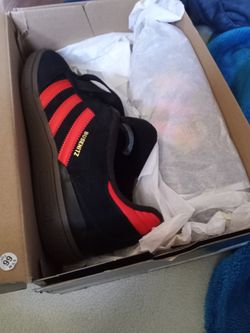 Adidas Busenitz 7.5 Men. Unisex