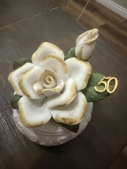 🤍 Roman Inc. Musical 50th Anniversary Rose Music Box