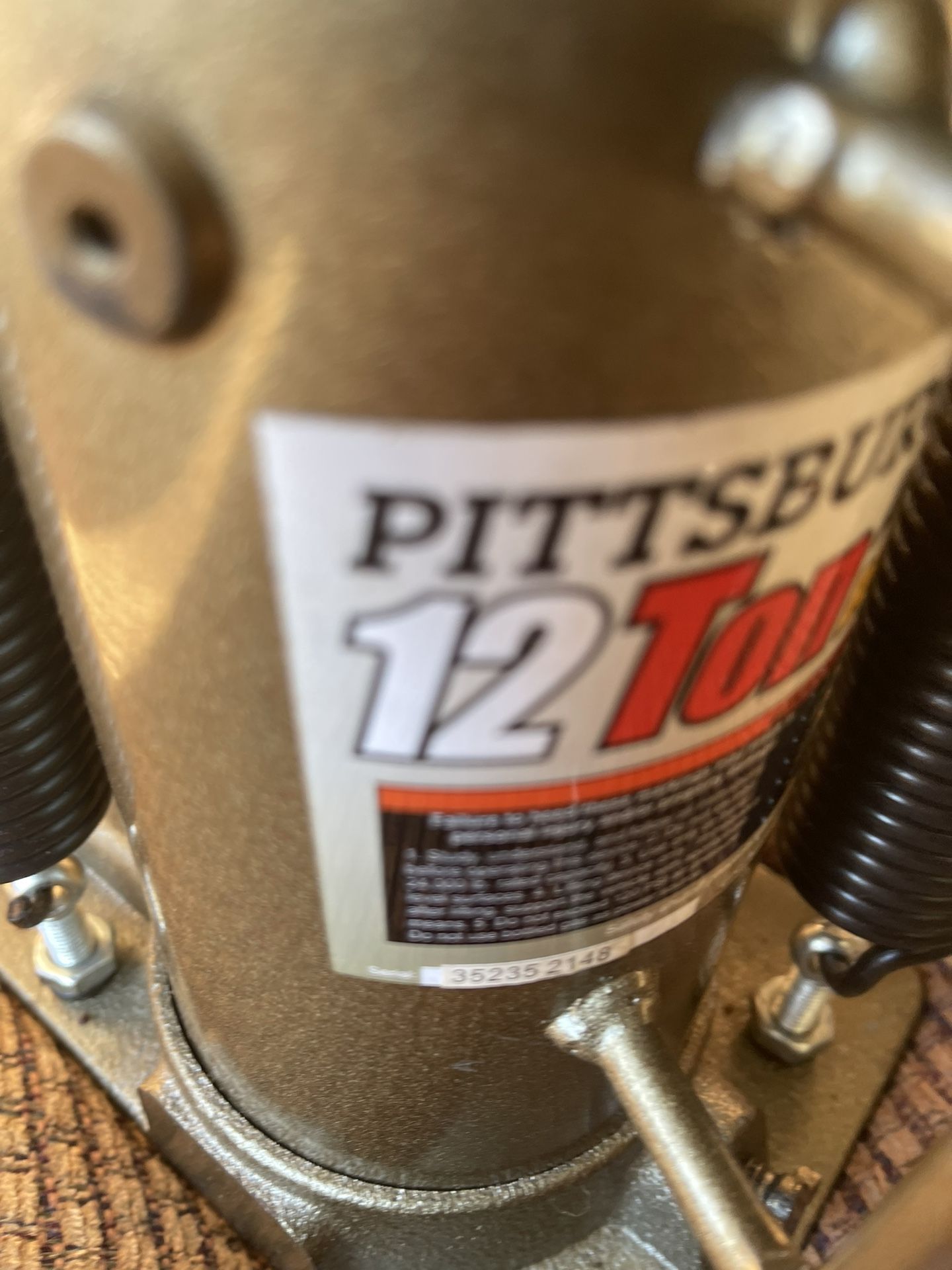 Pittsburg 12 Ton Jack