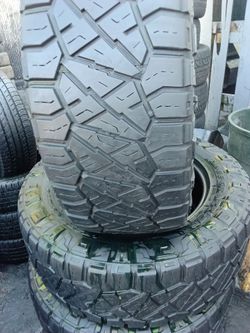 Tires sale 295/60R20