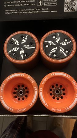 Set of Used And Good Conditions generation spare PU sleeves and front wheels - Meep