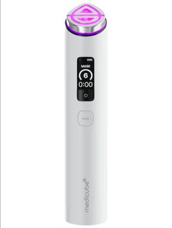 Medicube Booster Pro X2™ | 7-IN-1 Glow Beauty Device | 2X Care for Glow, Pores, Skin Definition & Radiance | Customized Dual & Sheet Mask Boost Modes