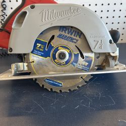 Milwaukee Circular Saw