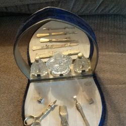 Vintage Griffon Manicure Set