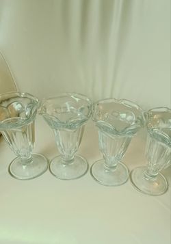 4 Ice Cream-Sundae Dishes 