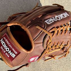 Nokona Baseball Glove 