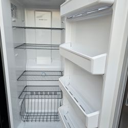 Frigidaire Upright Freezer 