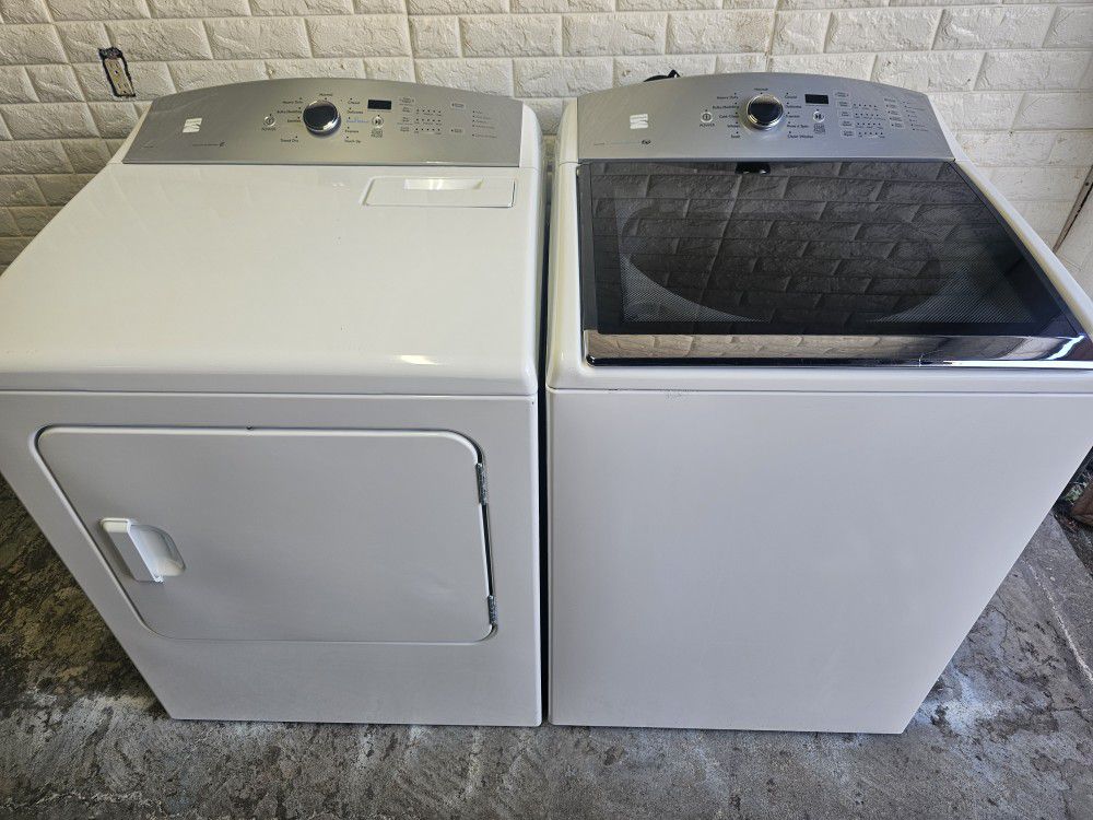 Great Working Super Capacity Agitator Less Kenmore Washer And Dryer Set 