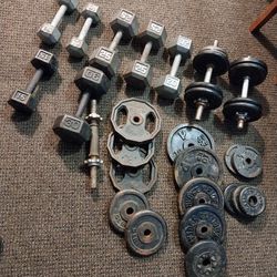 DUMBBELLS  AND WEIGHTS & BENCH 