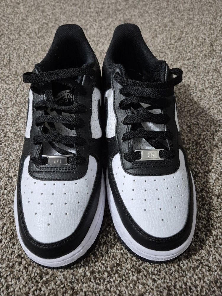 Nike AF1 - Size 6.5 Y