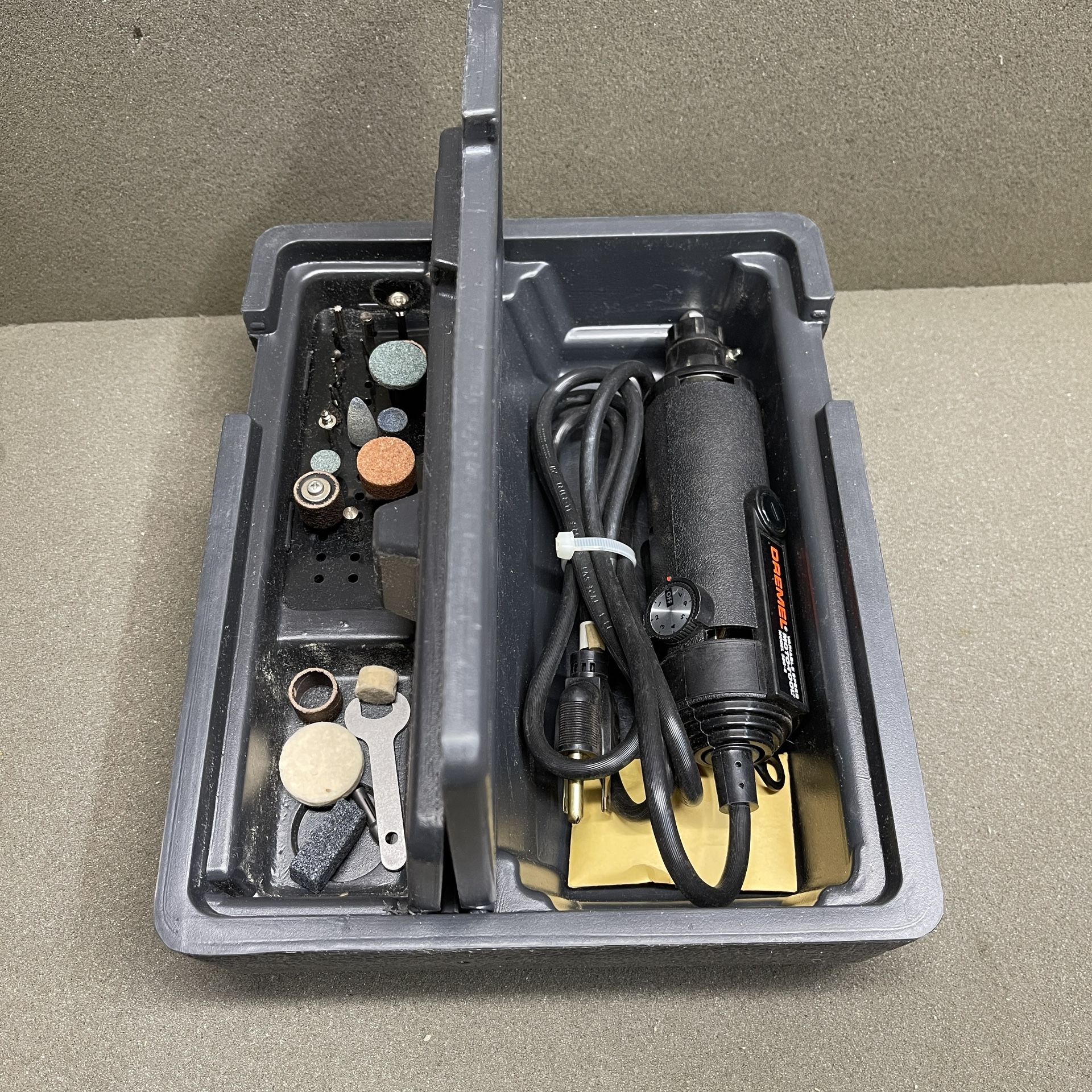 Vintage Dremel model 3801 / 380-6 MOTO-TOOL Variable Speed 5-28,000 RPM
