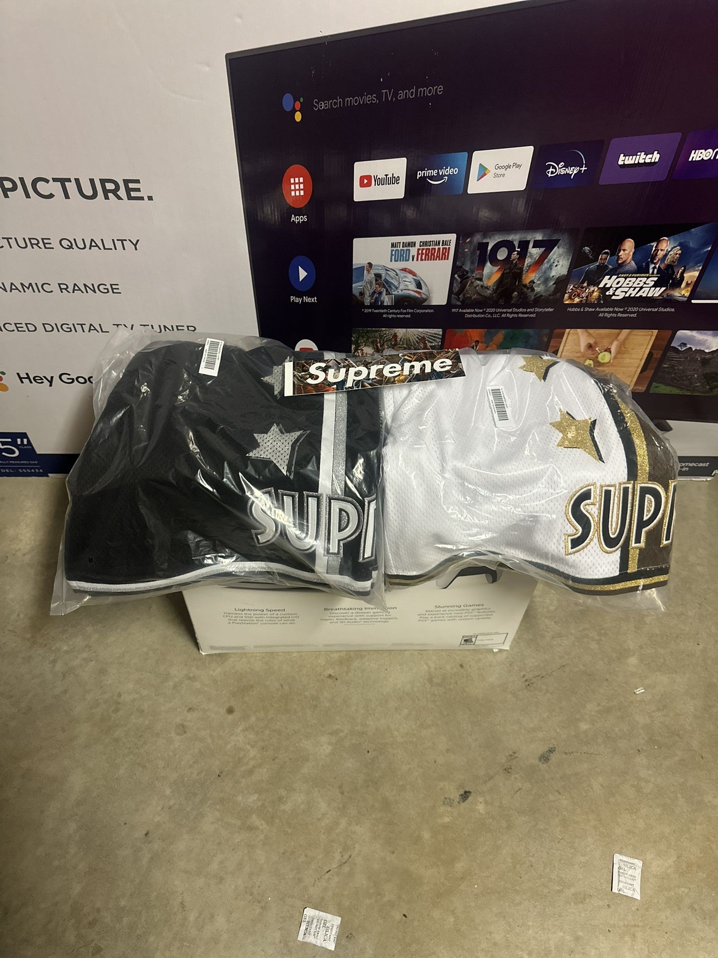 Supreme Shorts And Jersey