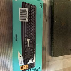 USB Keyboard And Wireless Mouse Plus Free Mousepad 