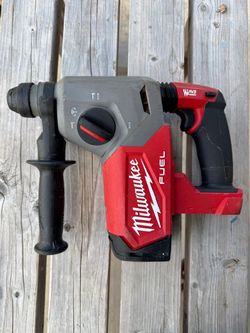 Milwaukee Fuel Rotary Hammer