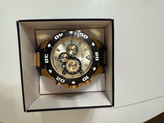 Invicta Men's Pro Diver 24682 Watch