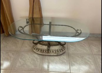 FREE glass coffee table 49 x 28