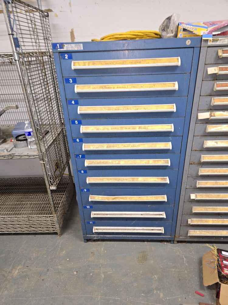 10 Drawer Cabinet