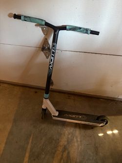Trick scooter