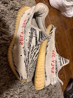 Yeezys size 10