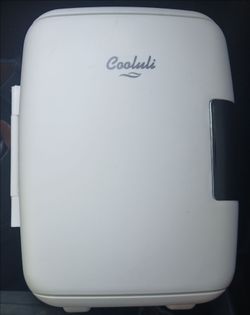 COOLULI MINI COOLER AND WARMER