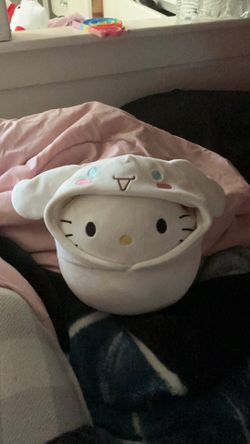Hello Kitty plush