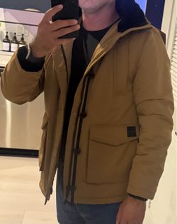 Guess tan coat- size medium