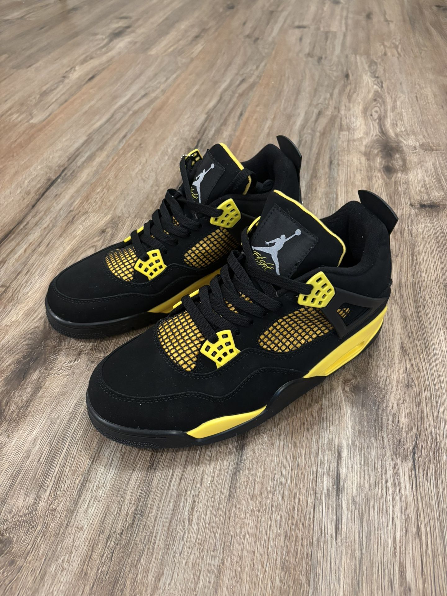 Jordan 4 “Yellow Thunder” Size US10