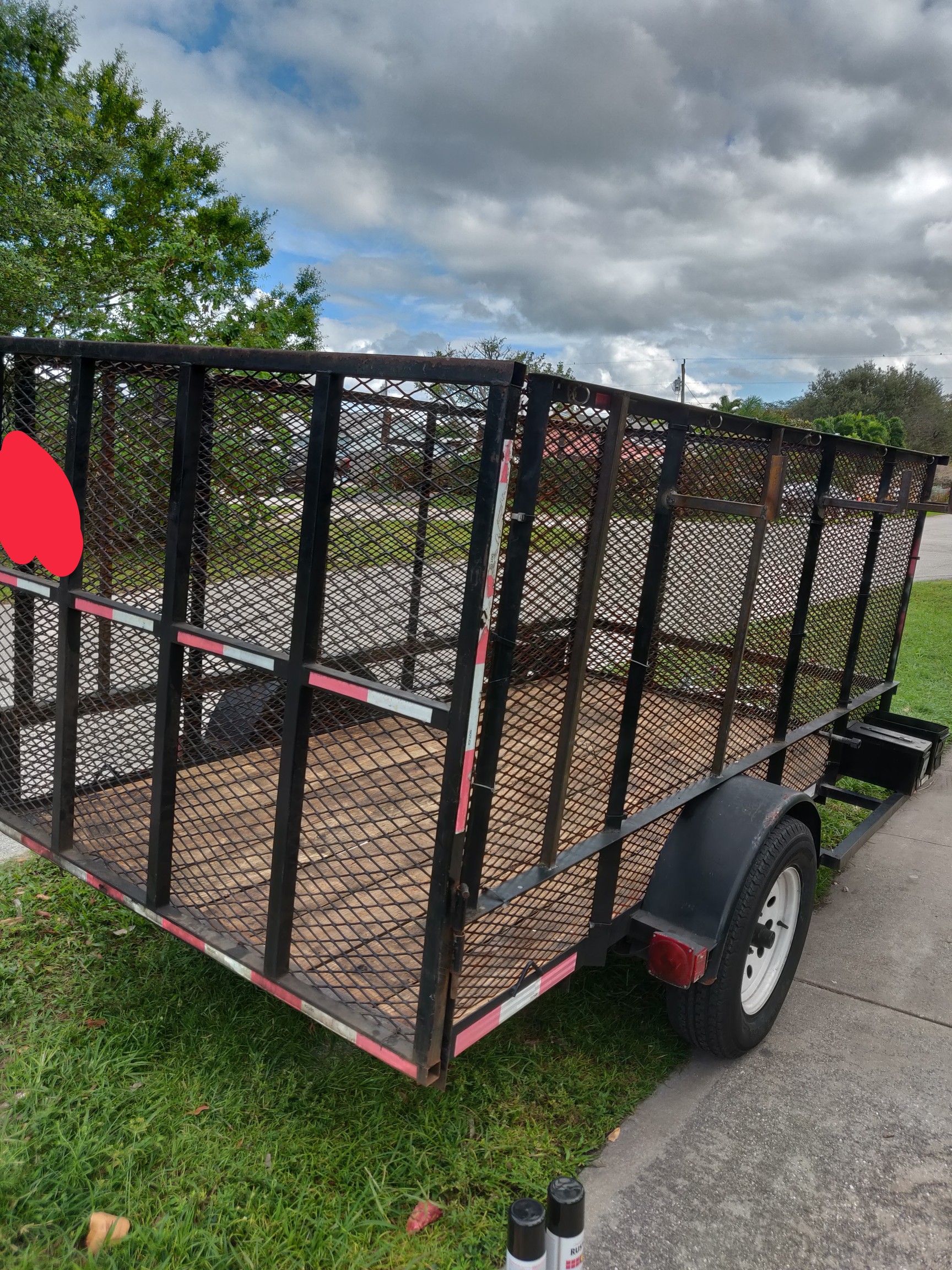 Utility trailer 5 x 10 with 4 ft sides