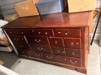 Dresser
