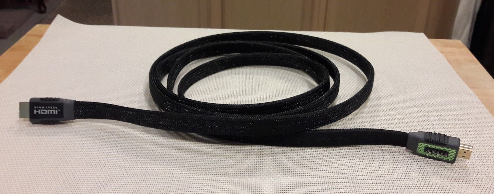 OMNIMOUNT DESIGN HDMI CABLE