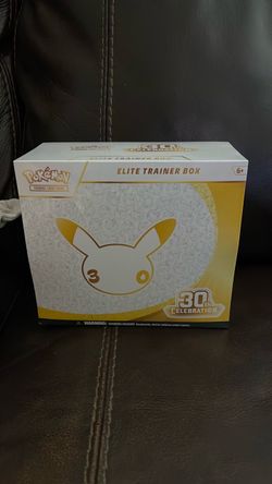 Pokémon 30th celebration Etb