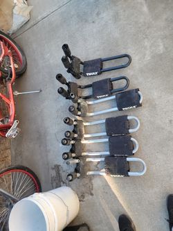 Kayak Thule Bars For Jeep Or Car.