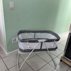 Besrey portable baby Bassinet