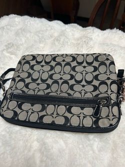 I-Pad carrier shoulder length