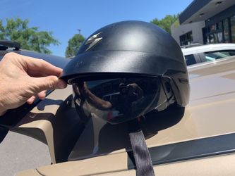 Adult motorcycle helmet size small-comes with built-in sunvisor